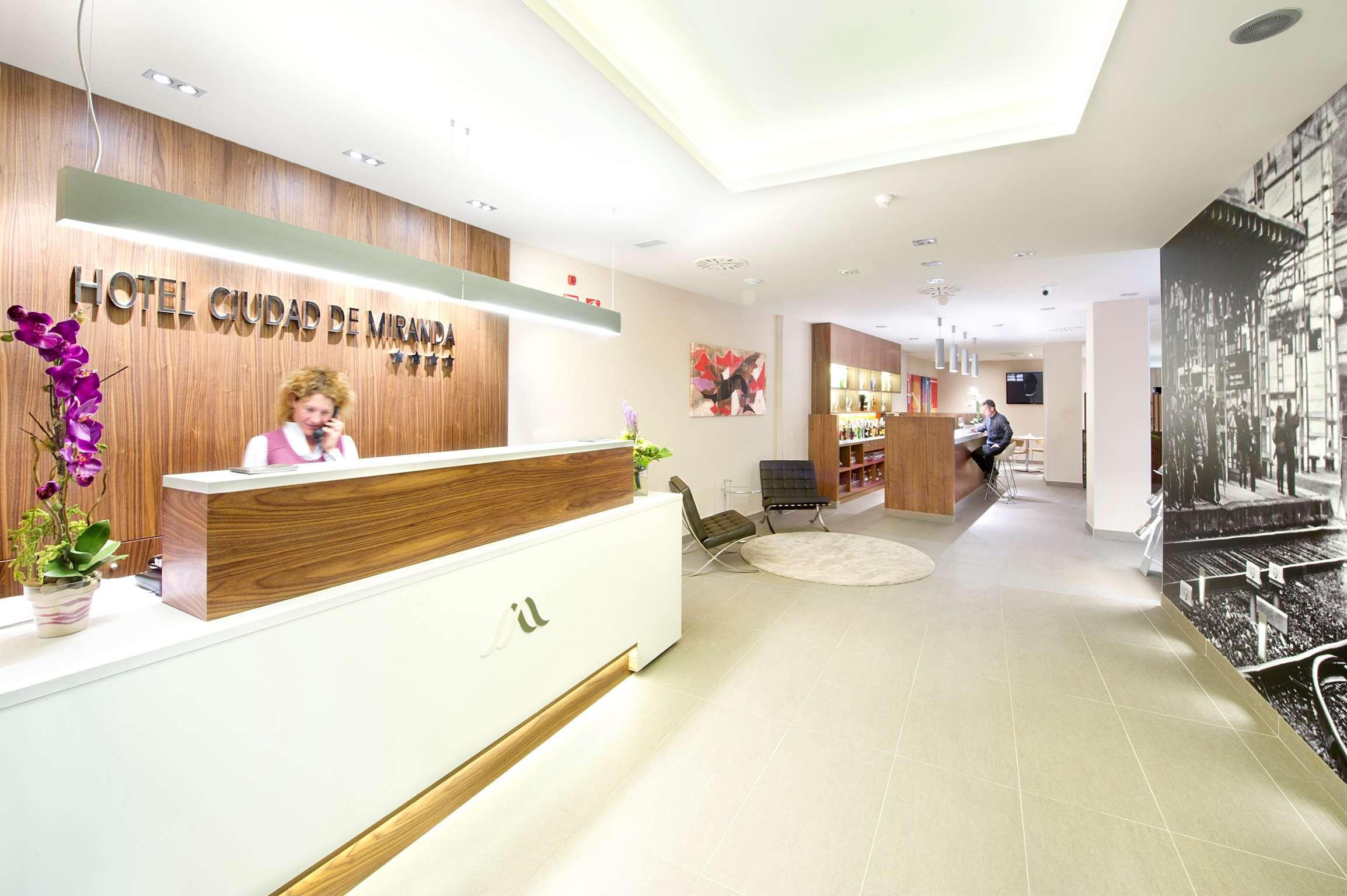 Sercotel Ciudad De Miranda Миранда де Эбро Экстерьер фото